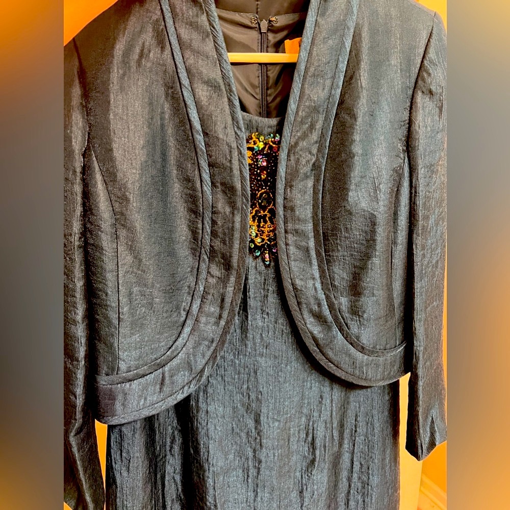 size 4 gorgeous teal beaded detailed dress and jacket
